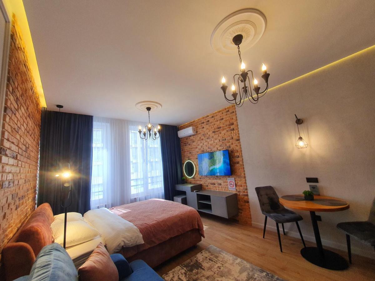 Designer Apartment In The Residential Complex "Yaroslavivsky City" In The Center Of Kiev Exterior photo